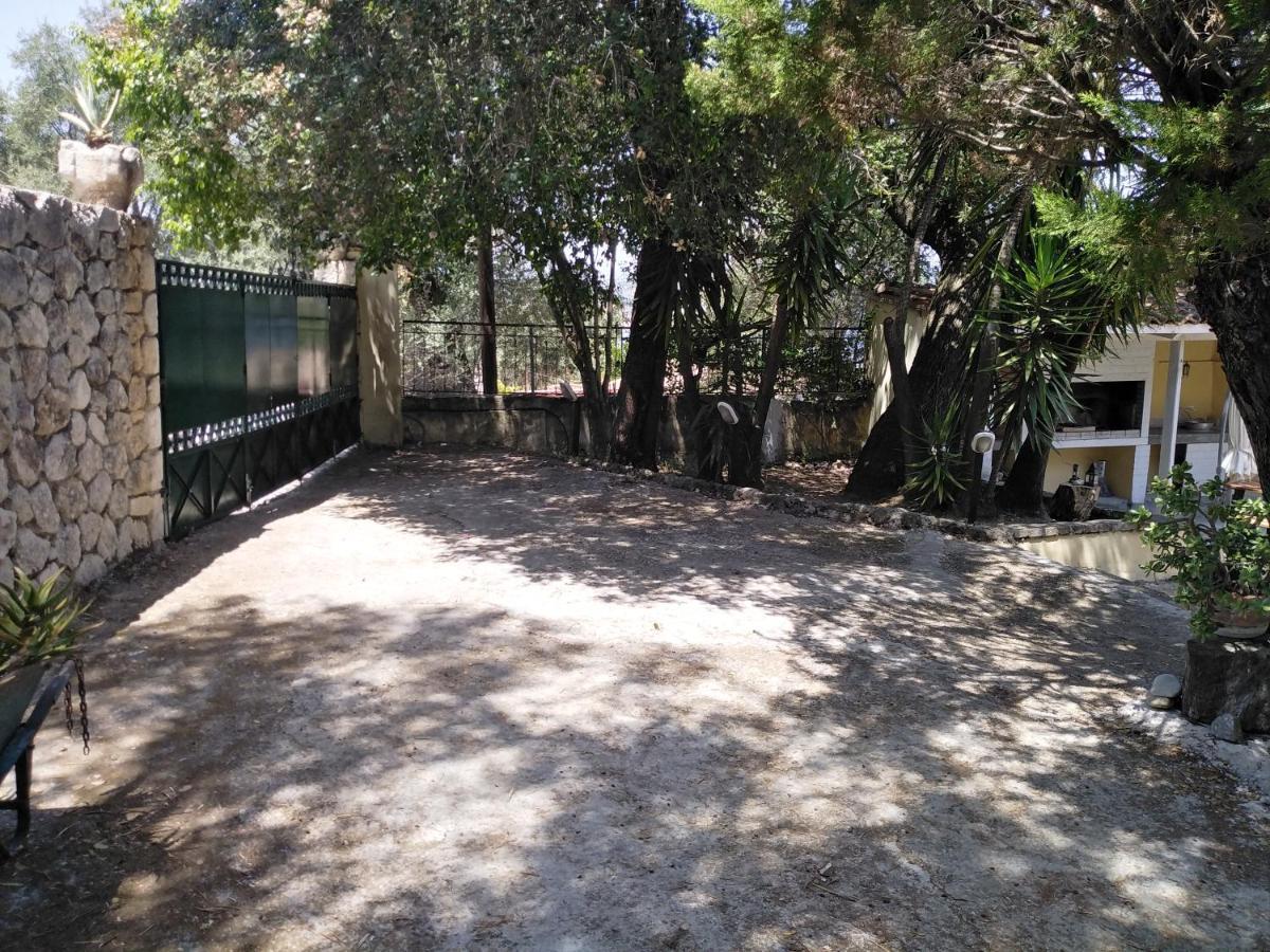 Agia Pelagia Chlomou Olea Home מראה חיצוני תמונה